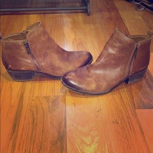 RUSTIC LUCKY BRAND BOOTIES